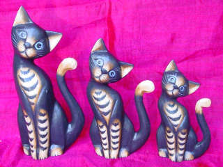 Artisanat, artisanat asiatique, artisanat dAsie, meuble, meuble asiatique, meuble dAsie, cadeau, boutique cadeau, grossiste, vente en gros, chat, Bouddha, Ganesh, statues, statue en bois, objets de dcoration, dcoration, dcoration dintrieur, objets utilitaires, artiste, artisan, Indonsie, Bali, Thalande, Java, Laos, Meuble, table, table basse, armoire, banc, chaise, bibliothque, commode, dressoir, lphant, Shiva, desse, soie tissus, tissage, coton, miroir, luminaire