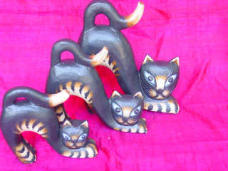 Artisanat, artisanat asiatique, artisanat dAsie, meuble, meuble asiatique, meuble dAsie, cadeau, boutique cadeau, grossiste, vente en gros, chat, Bouddha, Ganesh, statues, statue en bois, objets de dcoration, dcoration, dcoration dintrieur, objets utilitaires, artiste, artisan, Indonsie, Bali, Thalande, Java, Laos, Meuble, table, table basse, armoire, banc, chaise, bibliothque, commode, dressoir, lphant, Shiva, desse, soie tissus, tissage, coton, miroir, luminaire