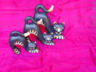 Artisanat, artisanat asiatique, artisanat dAsie, meuble, meuble asiatique, meuble dAsie, cadeau, boutique cadeau, grossiste, vente en gros, chat, Bouddha, Ganesh, statues, statue en bois, objets de dcoration, dcoration, dcoration dintrieur, objets utilitaires, artiste, artisan, Indonsie, Bali, Thalande, Java, Laos, Meuble, table, table basse, armoire, banc, chaise, bibliothque, commode, dressoir, lphant, Shiva, desse, soie tissus, tissage, coton, miroir, luminaire