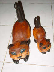 Artisanat, artisanat asiatique, artisanat dAsie, meuble, meuble asiatique, meuble dAsie, cadeau, boutique cadeau, grossiste, vente en gros, chat, Bouddha, Ganesh, statues, statue en bois, objets de dcoration, dcoration, dcoration dintrieur, objets utilitaires, artiste, artisan, Indonsie, Bali, Thalande, Java, Laos, Meuble, table, table basse, armoire, banc, chaise, bibliothque, commode, dressoir, lphant, Shiva, desse, soie tissus, tissage, coton, miroir, luminaire
