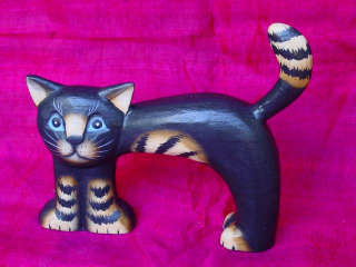 Artisanat, artisanat asiatique, artisanat dAsie, meuble, meuble asiatique, meuble dAsie, cadeau, boutique cadeau, grossiste, vente en gros, chat, Bouddha, Ganesh, statues, statue en bois, objets de dcoration, dcoration, dcoration dintrieur, objets utilitaires, artiste, artisan, Indonsie, Bali, Thalande, Java, Laos, Meuble, table, table basse, armoire, banc, chaise, bibliothque, commode, dressoir, lphant, Shiva, desse, soie tissus, tissage, coton, miroir, luminaire