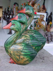 Artisanat, artisanat asiatique, artisanat dAsie, meuble, meuble asiatique, meuble dAsie, cadeau, boutique cadeau, grossiste, vente en gros, chat, Bouddha, Ganesh, statues, statue en bois, objets de dcoration, dcoration, dcoration dintrieur, objets utilitaires, artiste, artisan, Indonsie, Bali, Thalande, Java, Laos, Meuble, table, table basse, armoire, banc, chaise, bibliothque, commode, dressoir, lphant, Shiva, desse, soie tissus, tissage, coton, miroir, luminaire