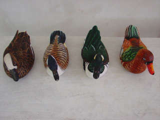Artisanat, artisanat asiatique, artisanat dAsie, meuble, meuble asiatique, meuble dAsie, cadeau, boutique cadeau, grossiste, vente en gros, chat, Bouddha, Ganesh, statues, statue en bois, objets de dcoration, dcoration, dcoration dintrieur, objets utilitaires, artiste, artisan, Indonsie, Bali, Thalande, Java, Laos, Meuble, table, table basse, armoire, banc, chaise, bibliothque, commode, dressoir, lphant, Shiva, desse, soie tissus, tissage, coton, miroir, luminaire