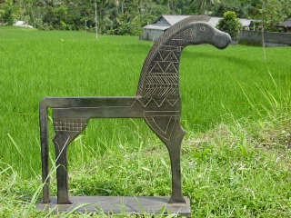 Artisanat, artisanat asiatique, artisanat dAsie, meuble, meuble asiatique, meuble dAsie, cadeau, boutique cadeau, grossiste, vente en gros, chat, Bouddha, Ganesh, statues, statue en bois, objets de dcoration, dcoration, dcoration dintrieur, objets utilitaires, artiste, artisan, Indonsie, Bali, Thalande, Java, Laos, Meuble, table, table basse, armoire, banc, chaise, bibliothque, commode, dressoir, lphant, Shiva, desse, soie tissus, tissage, coton, miroir, luminaire