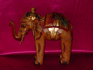 Artisanat, artisanat asiatique, artisanat dAsie, meuble, meuble asiatique, meuble dAsie, cadeau, boutique cadeau, grossiste, vente en gros, chat, Bouddha, Ganesh, statues, statue en bois, objets de dcoration, dcoration, dcoration dintrieur, objets utilitaires, artiste, artisan, Indonsie, Bali, Thalande, Java, Laos, Meuble, table, table basse, armoire, banc, chaise, bibliothque, commode, dressoir, lphant, Shiva, desse, soie tissus, tissage, coton, miroir, luminaire