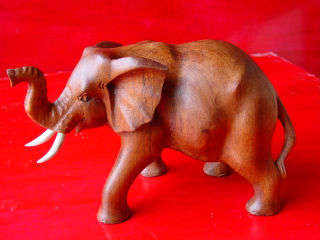 Artisanat, artisanat asiatique, artisanat dAsie, meuble, meuble asiatique, meuble dAsie, cadeau, boutique cadeau, grossiste, vente en gros, chat, Bouddha, Ganesh, statues, statue en bois, objets de dcoration, dcoration, dcoration dintrieur, objets utilitaires, artiste, artisan, Indonsie, Bali, Thalande, Java, Laos, Meuble, table, table basse, armoire, banc, chaise, bibliothque, commode, dressoir, lphant, Shiva, desse, soie tissus, tissage, coton, miroir, luminaire