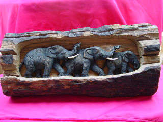 Artisanat, artisanat asiatique, artisanat dAsie, meuble, meuble asiatique, meuble dAsie, cadeau, boutique cadeau, grossiste, vente en gros, chat, Bouddha, Ganesh, statues, statue en bois, objets de dcoration, dcoration, dcoration dintrieur, objets utilitaires, artiste, artisan, Indonsie, Bali, Thalande, Java, Laos, Meuble, table, table basse, armoire, banc, chaise, bibliothque, commode, dressoir, lphant, Shiva, desse, soie tissus, tissage, coton, miroir, luminaire