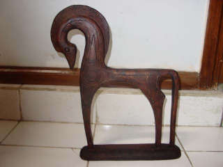 Artisanat, artisanat asiatique, artisanat dAsie, meuble, meuble asiatique, meuble dAsie, cadeau, boutique cadeau, grossiste, vente en gros, chat, Bouddha, Ganesh, statues, statue en bois, objets de dcoration, dcoration, dcoration dintrieur, objets utilitaires, artiste, artisan, Indonsie, Bali, Thalande, Java, Laos, Meuble, table, table basse, armoire, banc, chaise, bibliothque, commode, dressoir, lphant, Shiva, desse, soie tissus, tissage, coton, miroir, luminaire