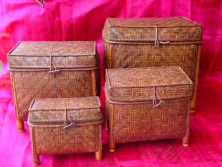 Artisanat, artisanat asiatique, artisanat dAsie, meuble, meuble asiatique, meuble dAsie, cadeau, boutique cadeau, grossiste, vente en gros, chat, Bouddha, Ganesh, statues, statue en bois, objets de dcoration, dcoration, dcoration dintrieur, objets utilitaires, artiste, artisan, Indonsie, Bali, Thalande, Java, Laos, Meuble, table, table basse, armoire, banc, chaise, bibliothque, commode, dressoir, lphant, Shiva, desse, soie tissus, tissage, coton, miroir, luminaire