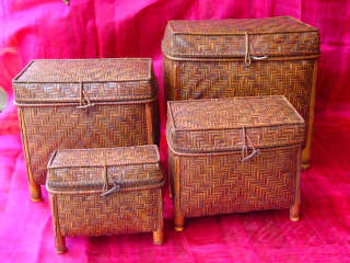 Artisanat, artisanat asiatique, artisanat dAsie, meuble, meuble asiatique, meuble dAsie, cadeau, boutique cadeau, grossiste, vente en gros, chat, Bouddha, Ganesh, statues, statue en bois, objets de dcoration, dcoration, dcoration dintrieur, objets utilitaires, artiste, artisan, Indonsie, Bali, Thalande, Java, Laos, Meuble, table, table basse, armoire, banc, chaise, bibliothque, commode, dressoir, lphant, Shiva, desse, soie tissus, tissage, coton, miroir, luminaire