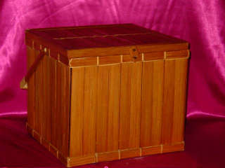 Artisanat, artisanat asiatique, artisanat dAsie, meuble, meuble asiatique, meuble dAsie, cadeau, boutique cadeau, grossiste, vente en gros, chat, Bouddha, Ganesh, statues, statue en bois, objets de dcoration, dcoration, dcoration dintrieur, objets utilitaires, artiste, artisan, Indonsie, Bali, Thalande, Java, Laos, Meuble, table, table basse, armoire, banc, chaise, bibliothque, commode, dressoir, lphant, Shiva, desse, soie tissus, tissage, coton, miroir, luminaire