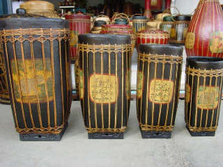 Artisanat, artisanat asiatique, artisanat dAsie, meuble, meuble asiatique, meuble dAsie, cadeau, boutique cadeau, grossiste, vente en gros, chat, Bouddha, Ganesh, statues, statue en bois, objets de dcoration, dcoration, dcoration dintrieur, objets utilitaires, artiste, artisan, Indonsie, Bali, Thalande, Java, Laos, Meuble, table, table basse, armoire, banc, chaise, bibliothque, commode, dressoir, lphant, Shiva, desse, soie tissus, tissage, coton, miroir, luminaire