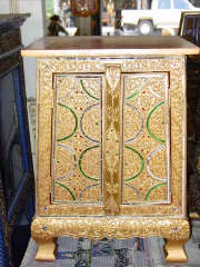 Artisanat, artisanat asiatique, artisanat dAsie, meuble, meuble asiatique, meuble dAsie, cadeau, boutique cadeau, grossiste, vente en gros, chat, Bouddha, Ganesh, statues, statue en bois, objets de dcoration, dcoration, dcoration dintrieur, objets utilitaires, artiste, artisan, Indonsie, Bali, Thalande, Java, Laos, Meuble, table, table basse, armoire, banc, chaise, bibliothque, commode, dressoir, lphant, Shiva, desse, soie tissus, tissage, coton, miroir, luminaire