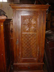 Artisanat, artisanat asiatique, artisanat dAsie, meuble, meuble asiatique, meuble dAsie, cadeau, boutique cadeau, grossiste, vente en gros, chat, Bouddha, Ganesh, statues, statue en bois, objets de dcoration, dcoration, dcoration dintrieur, objets utilitaires, artiste, artisan, Indonsie, Bali, Thalande, Java, Laos, Meuble, table, table basse, armoire, banc, chaise, bibliothque, commode, dressoir, lphant, Shiva, desse, soie tissus, tissage, coton, miroir, luminaire